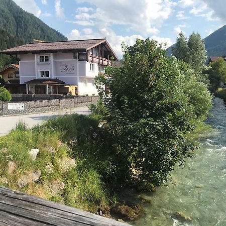 Landhaus Josefa Flachau Bagian luar foto